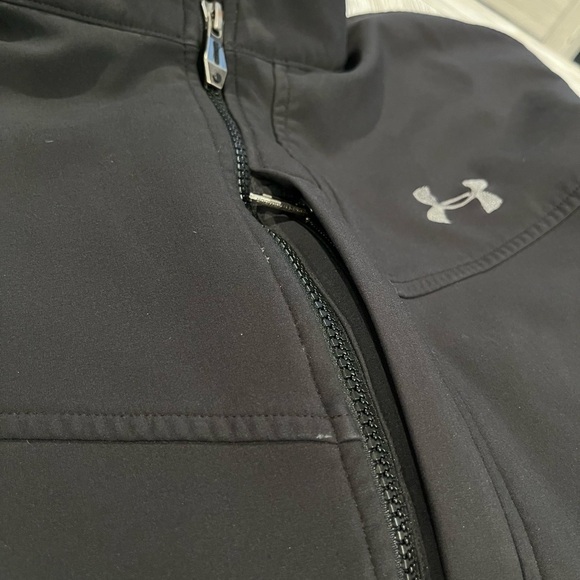 Under Armour Sleek Black Full-Zip Jacket - Picture 16 of 16